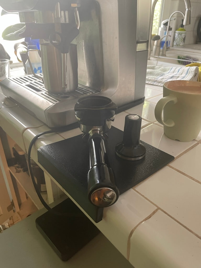 Tampmat voor espresso – flexibel met organizer voor de tafelrand