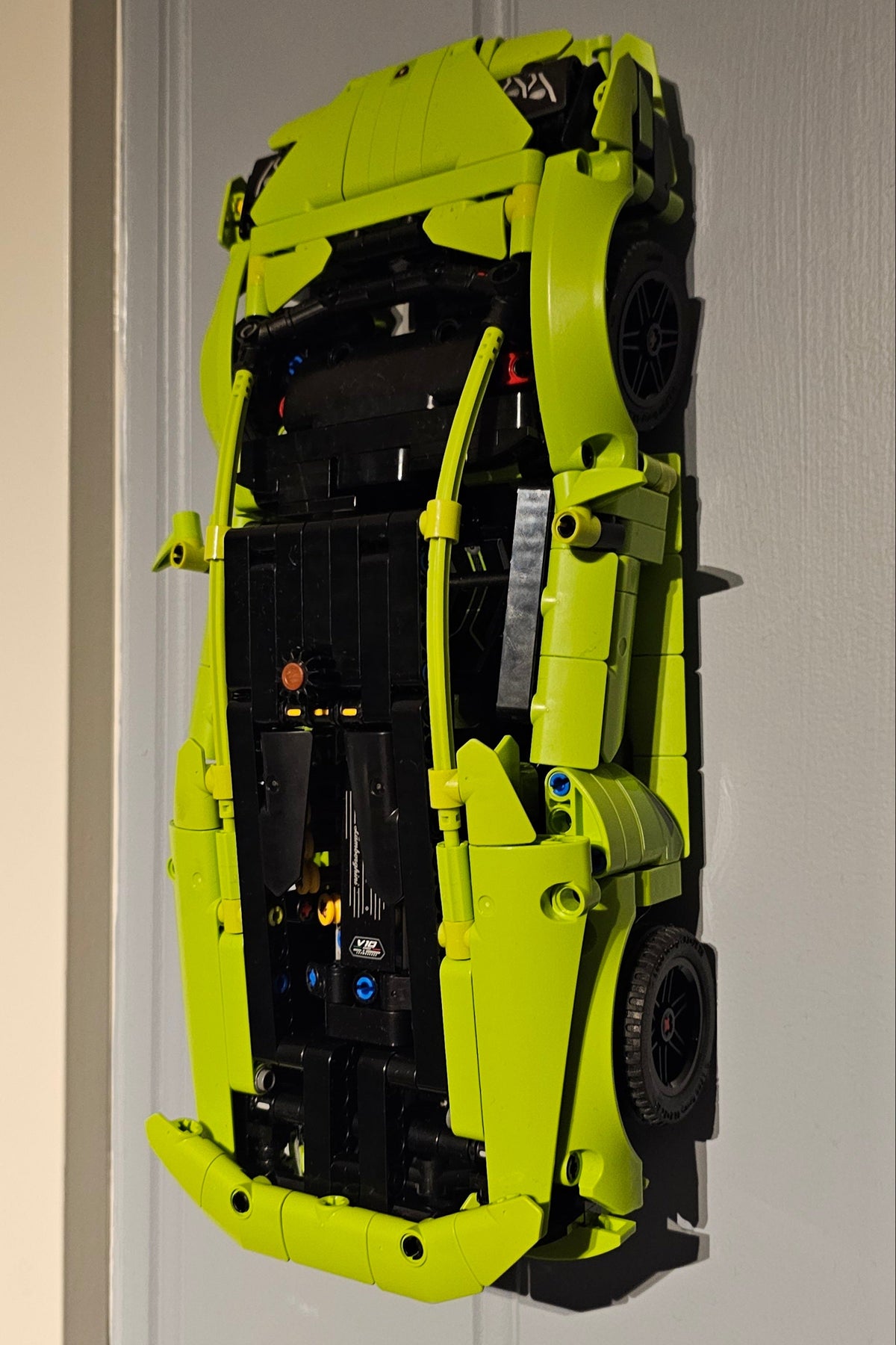 Wandhouder voor LEGO Technic-auto's