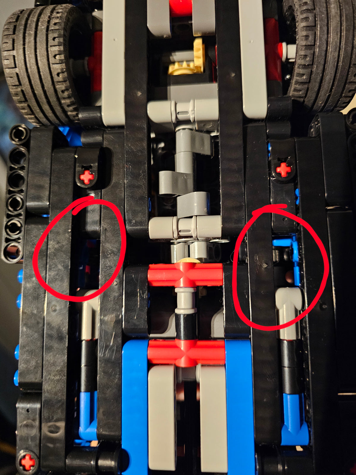 Wandhouder voor LEGO Technic-auto's