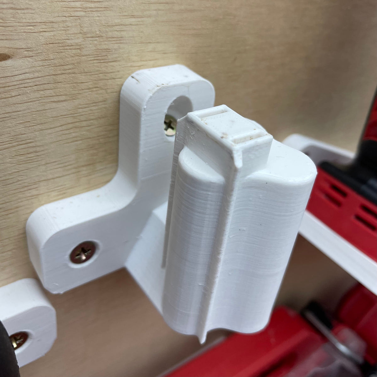 Wandhouder voor Milwaukee M12 – gereedschap naast elkaar opbergen