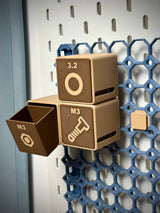 Kantellade voor Multiboard – push-push-opberging voor schroeven