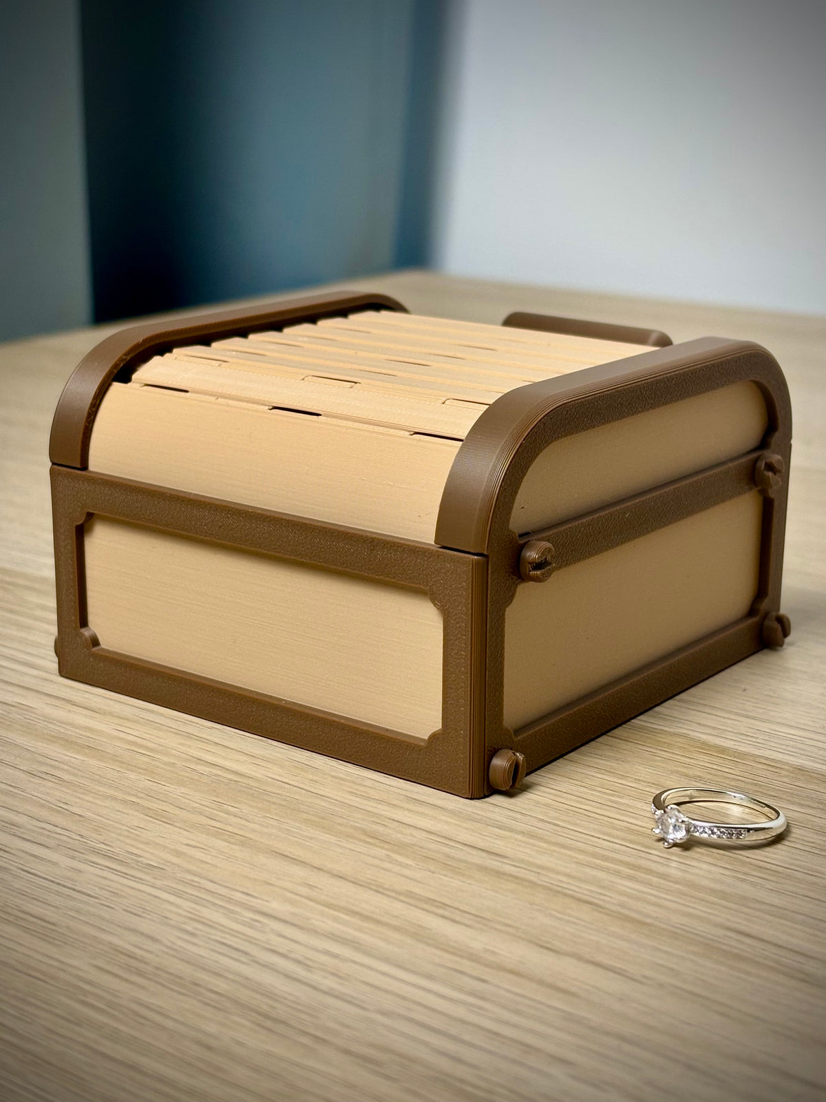 Opbergbox met roldeksel – compact voor op het bureau