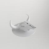 Stierenschedel als wandhaak of decoratieve standaard