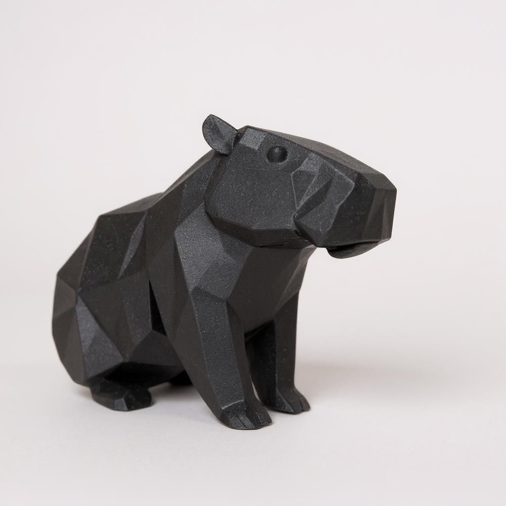Close-up van het oppervlak van de low-poly capibara met facetten die het licht vangen