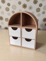 Minimalistische sieradenplank met gladde laatjes, vooraanzicht met open displayruimte