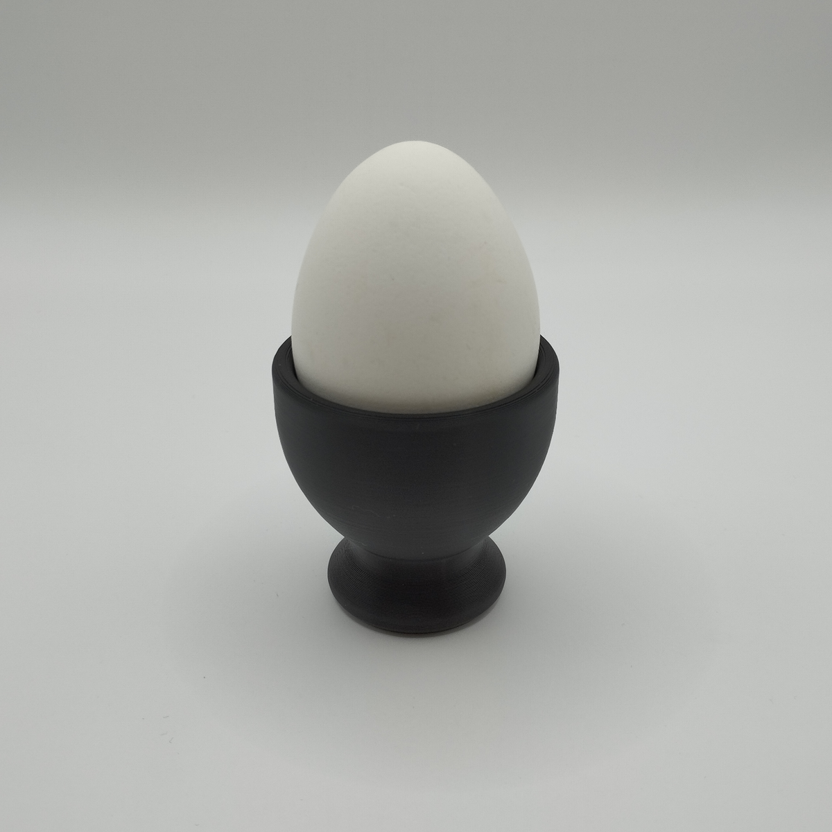 Detail van glad, fijn oppervlak op modern eierdopje