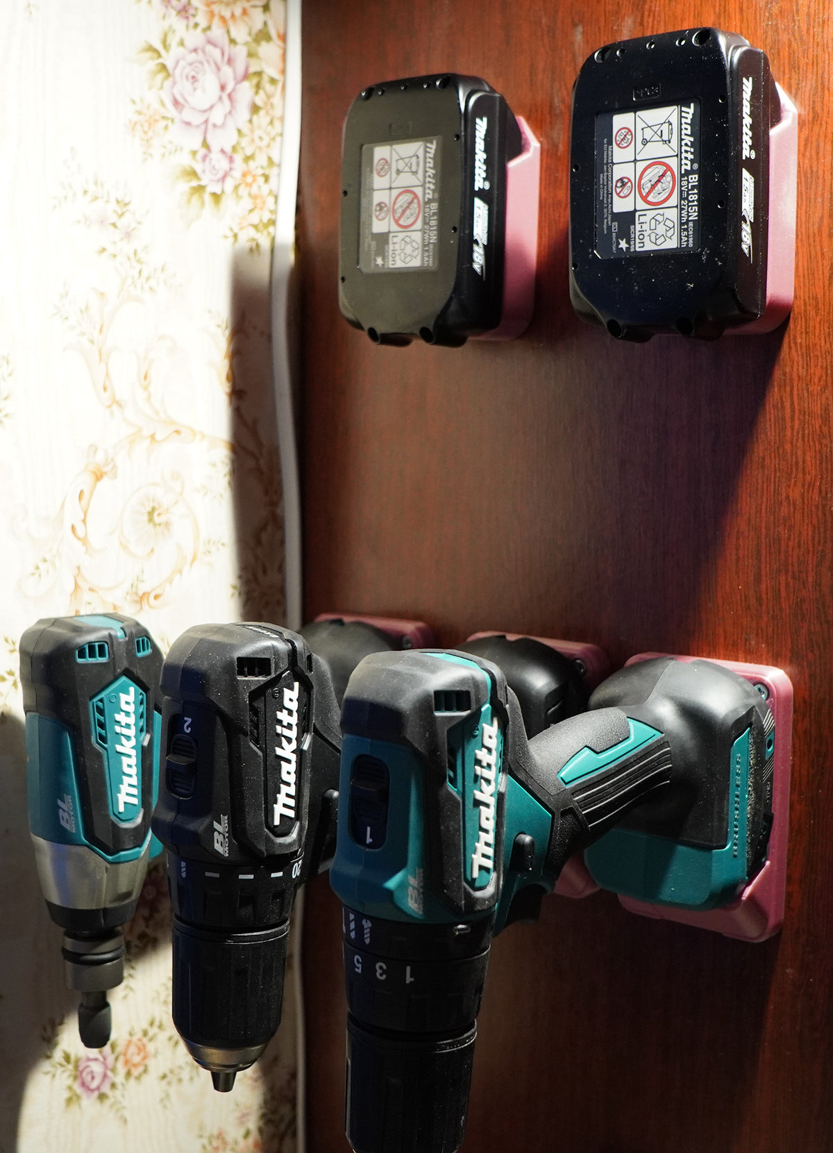 Makita-wandhouder voor accu's en gereedschap, LXT 18 V/14,4 V