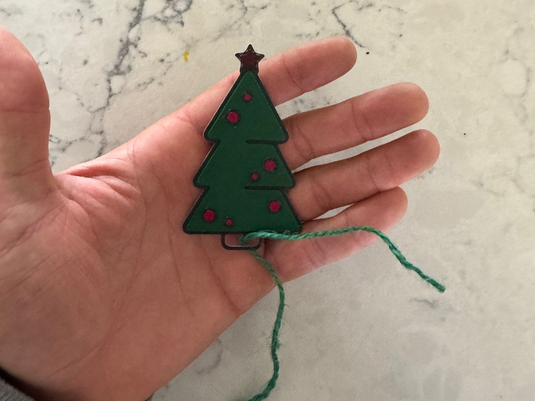Cadeaulabel in de vorm van een kerstboom