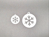 Cadeaulabel met uitgesneden sneeuwvlok
