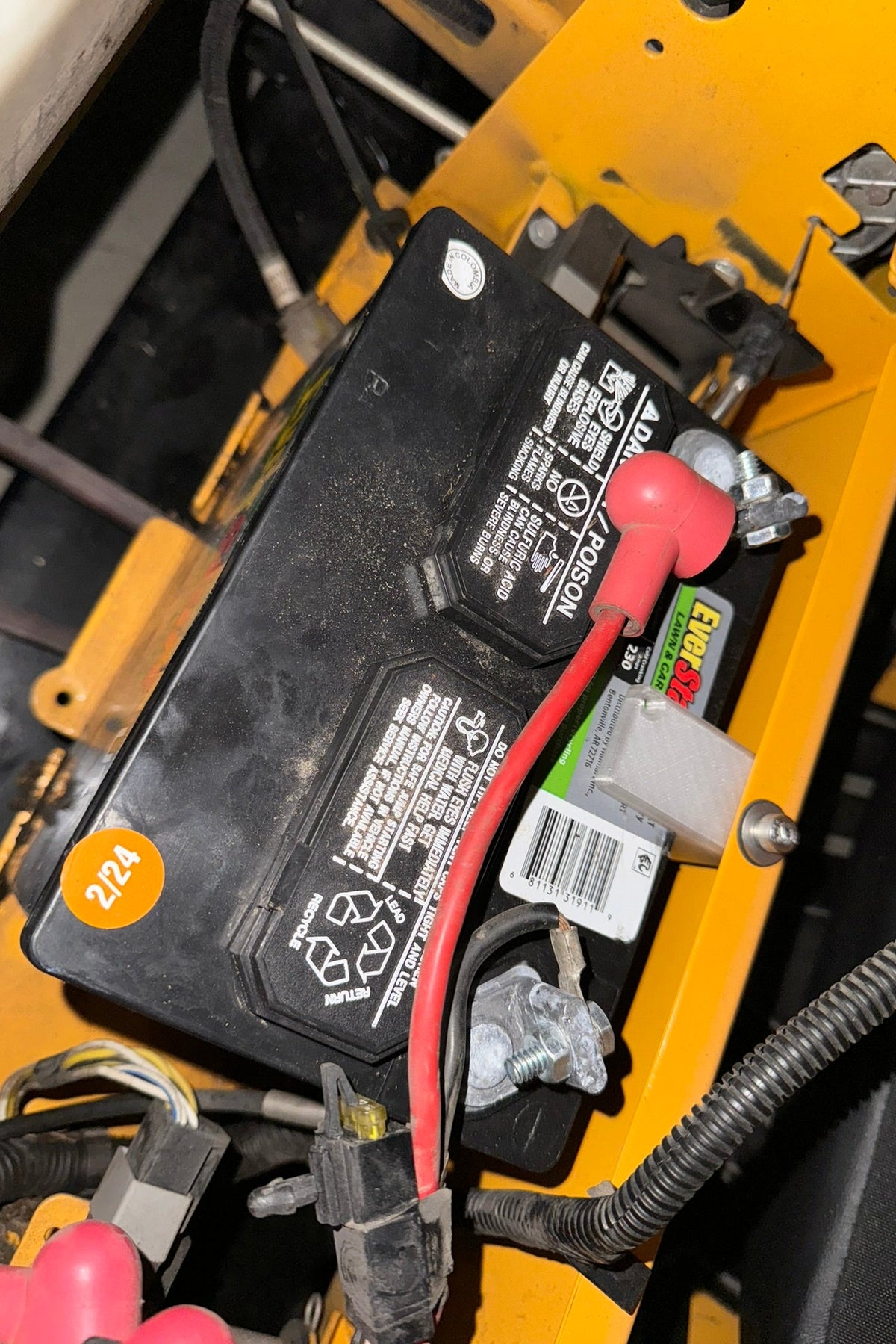 Batterijhouder met camslot voor Cub Cadet ZT1 ZT2 – reserveonderdeel