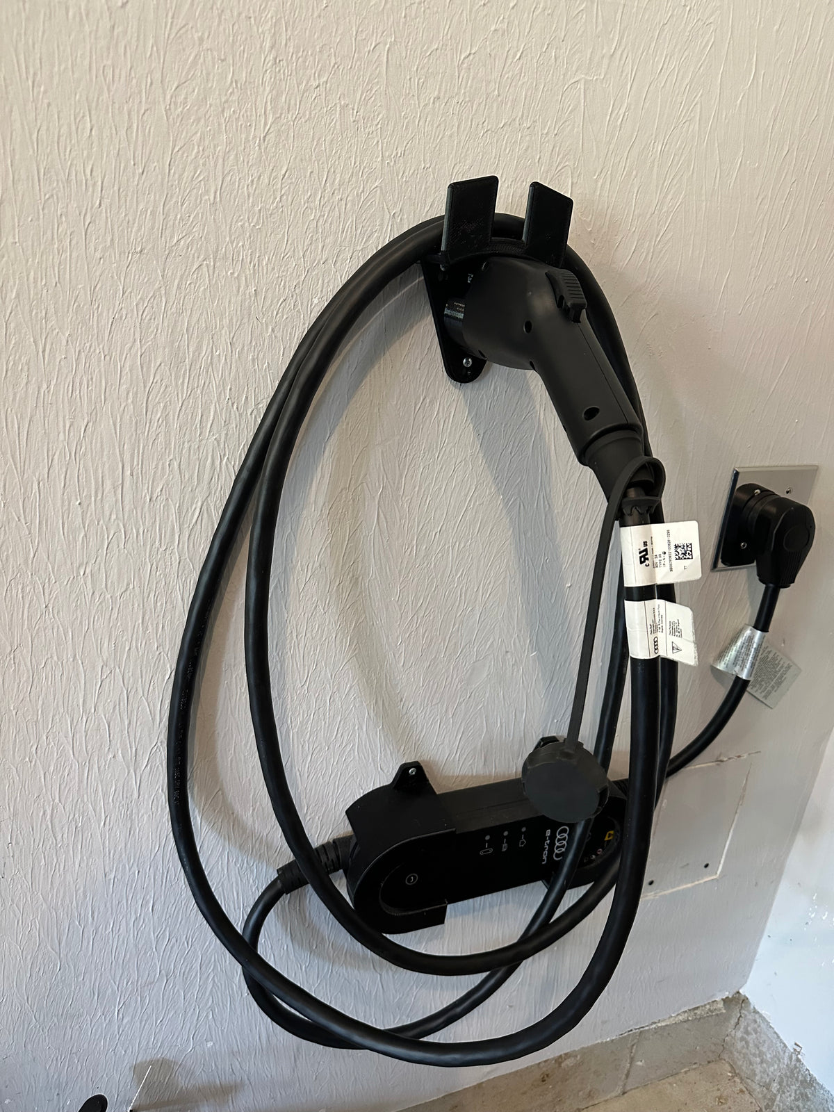 J1772-wandhouder voor laadkabel van elektrische auto, voor thuis opladen