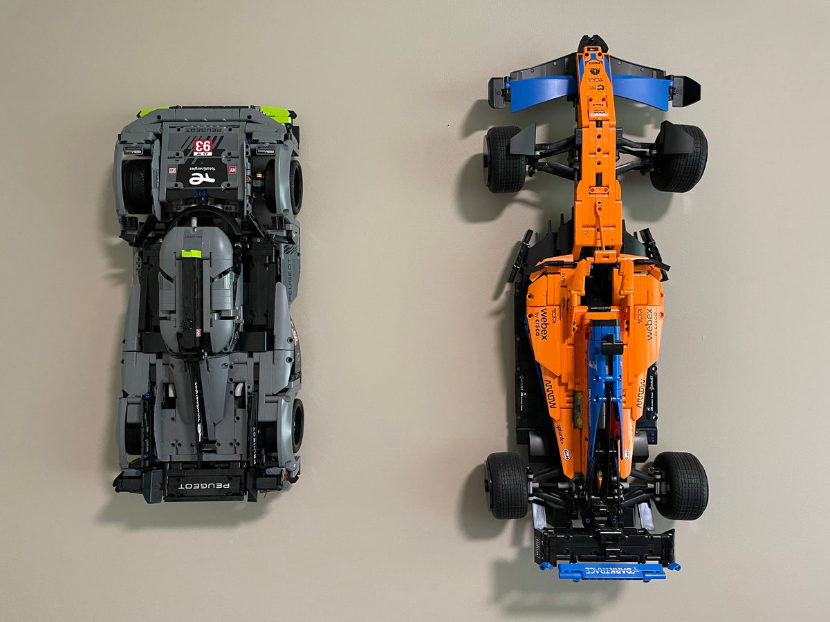 Verticale wandhouder voor LEGO Peugeot 9X8 42156