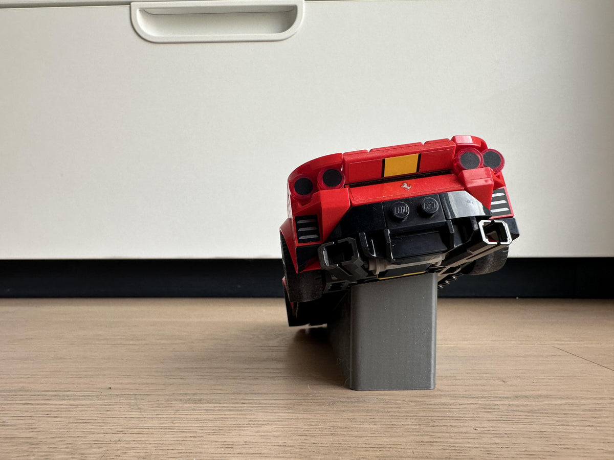 Minimalistische displaystandaard voor LEGO Speed Champions