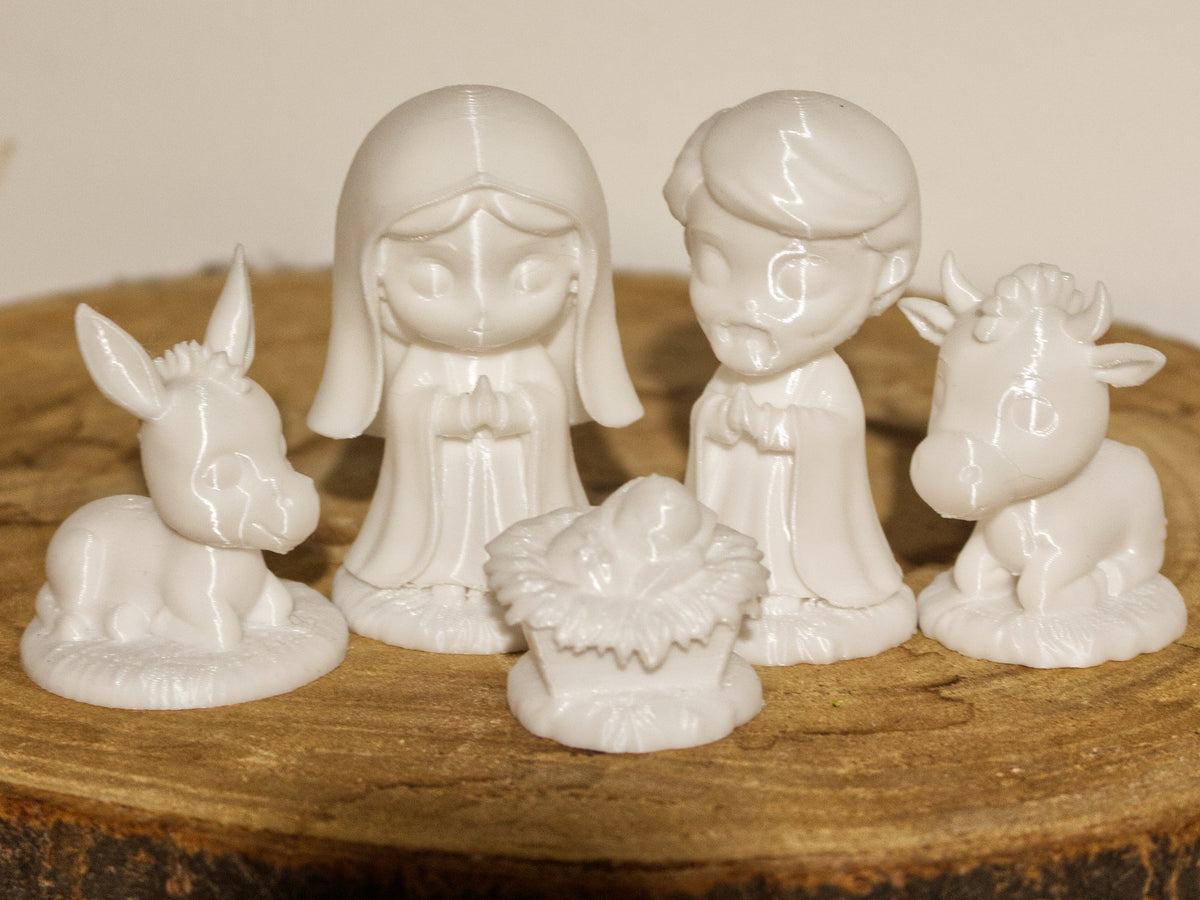 Gestileerd figuurtje van de Maagd Maria voor de kerststal