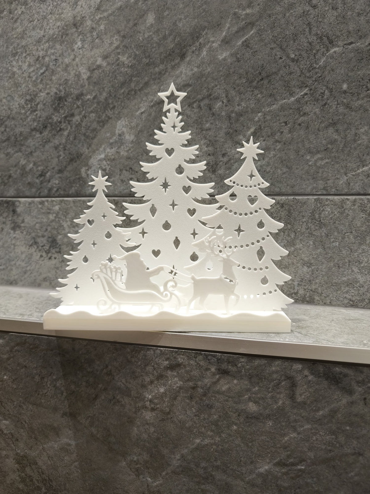 Kersthuisje voor theelichtje – kerstman in arreslee en bos