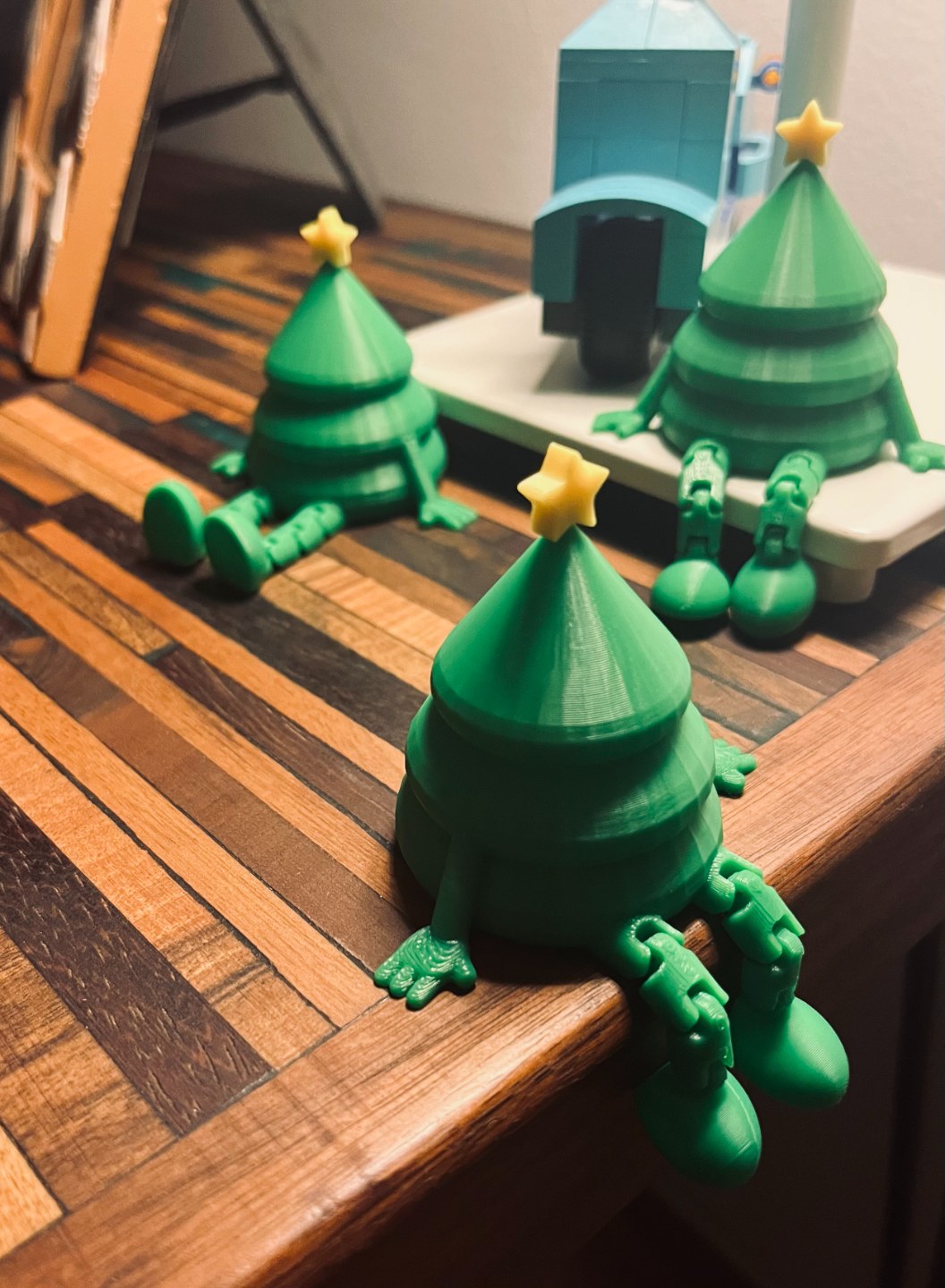 Klein groen kerstboomfiguurtje met gele ster