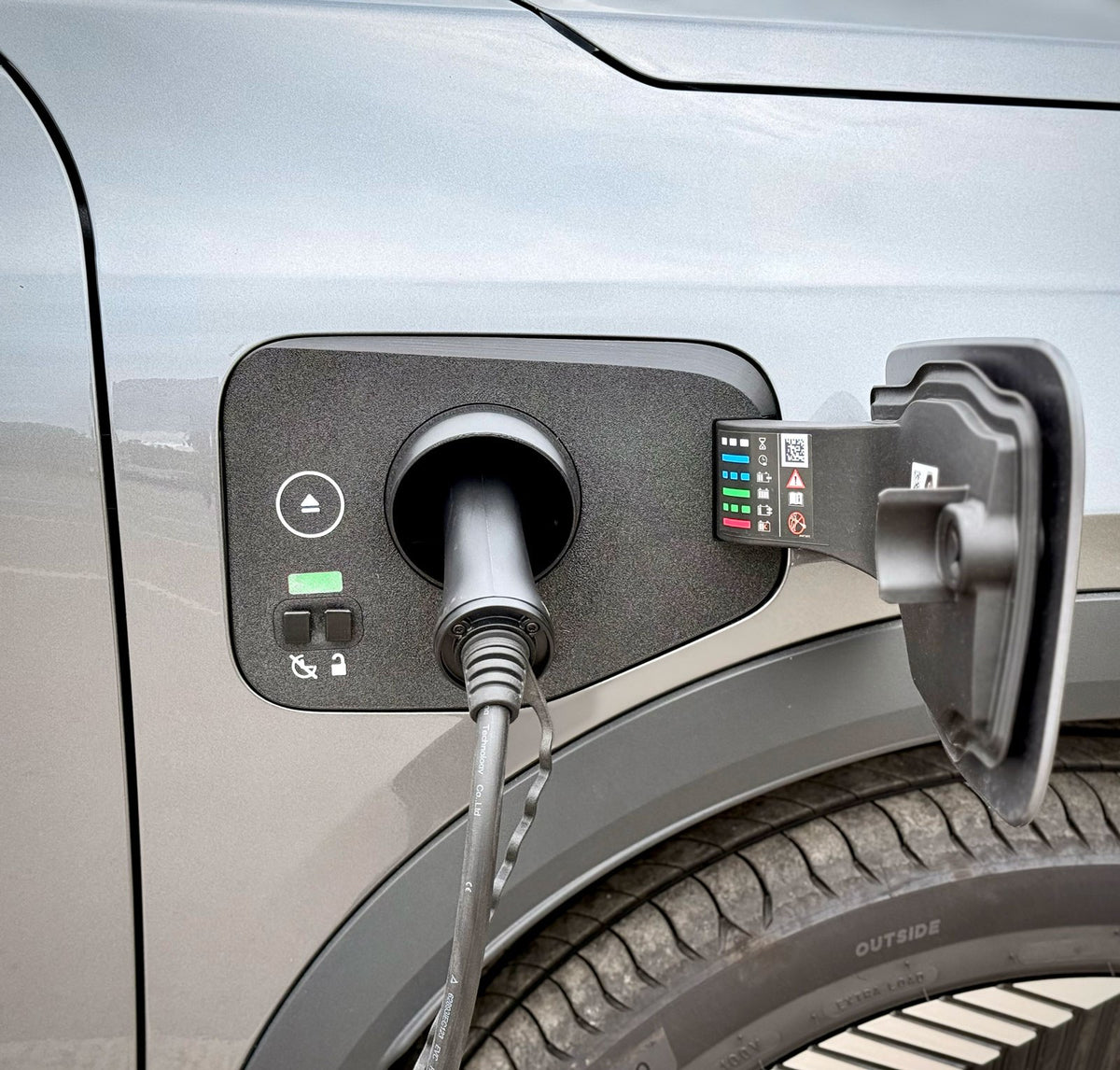 Laadpoortkap voor Mitsubishi Eclipse Cross PHEV