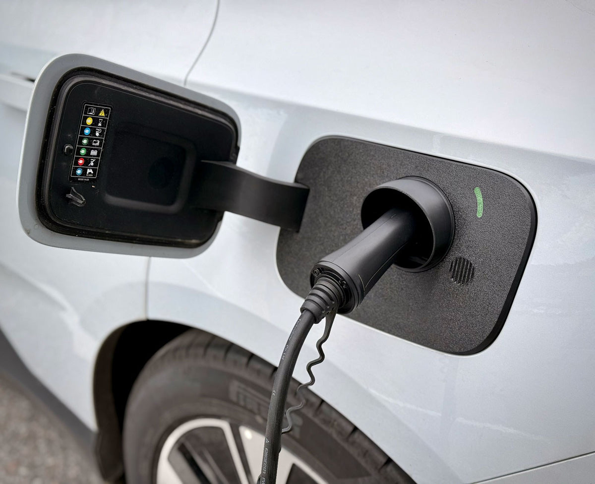Laadpoortkap voor Polestar 4