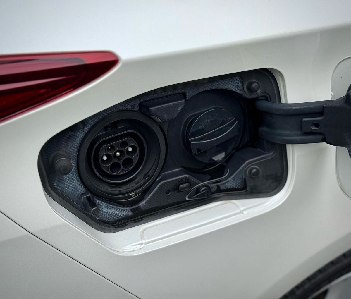 Laadpoortkap voor Toyota Prius Plug-in (ZVW50)