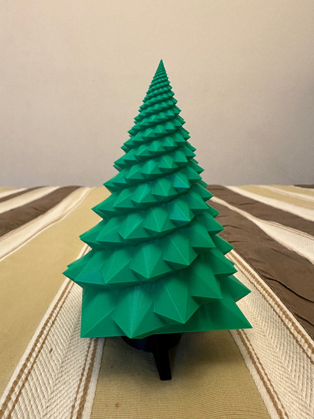 Puzzeldoosje in de vorm van een kerstboom voor kleine cadeautjes