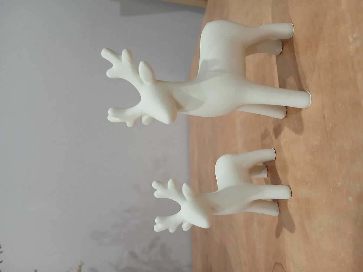 Minimalistisch rendierfiguurtje in 2 maten