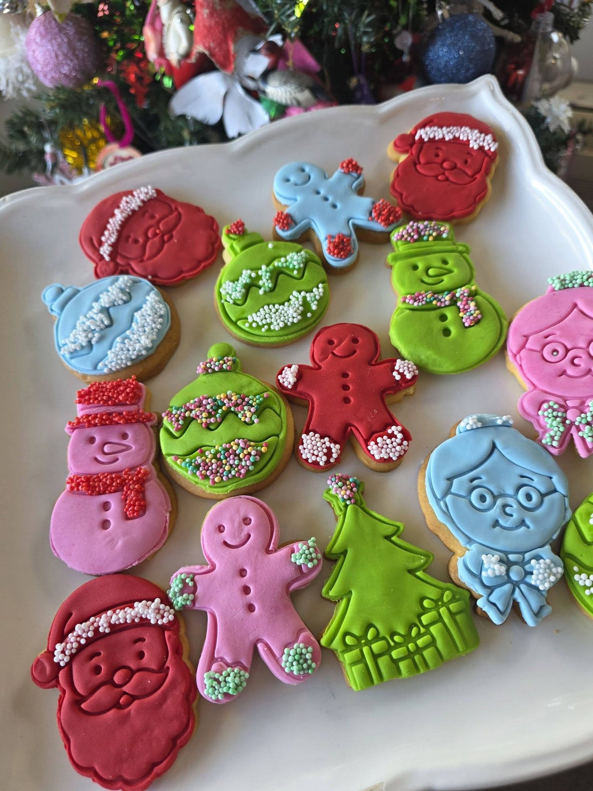 Koekjesuitsteekvormen met traditionele kerstmotieven
