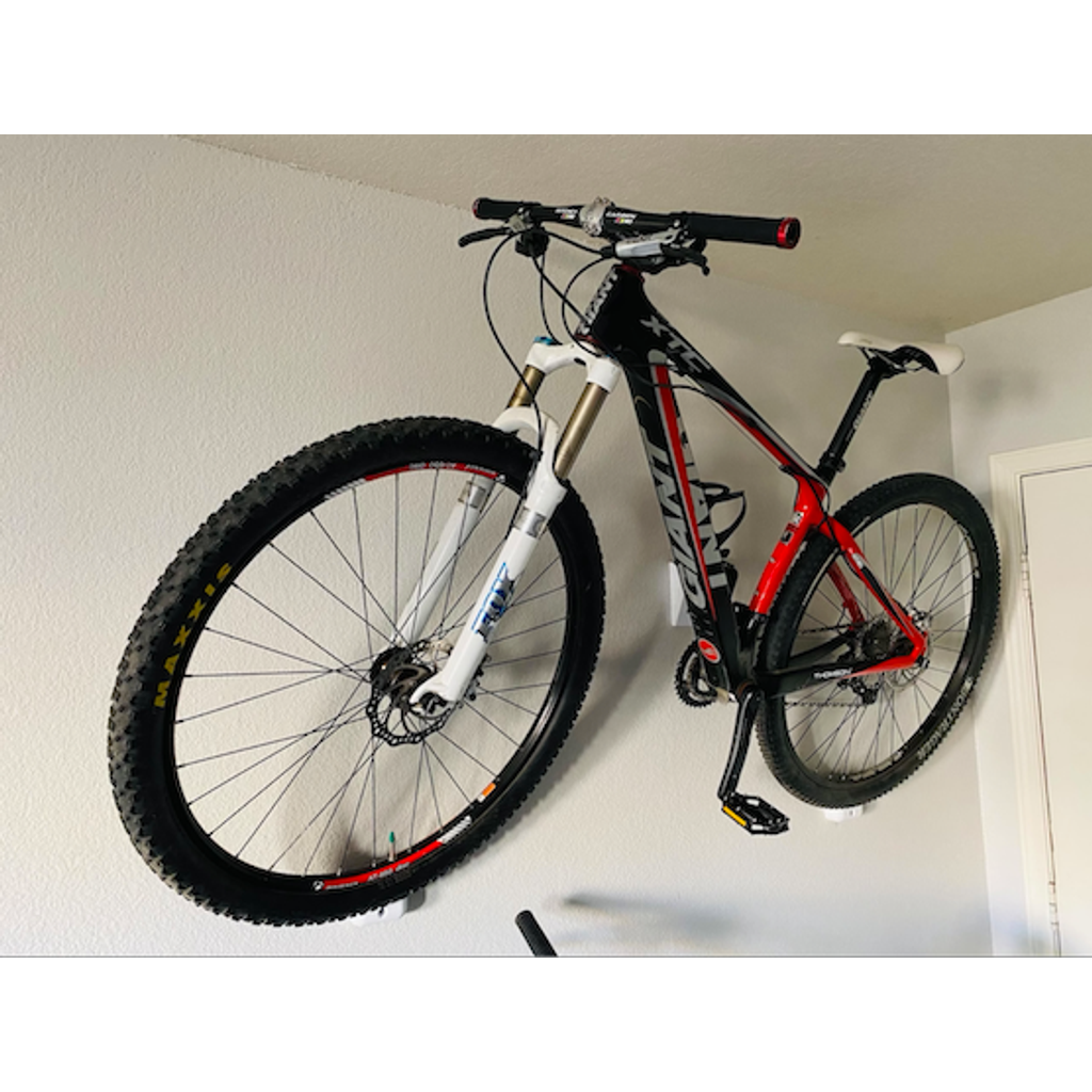 Wandhouder voor mountainbike met pedaalhaak