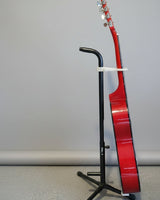 Houder voor akoestische gitaar voor een gitaarstandaard