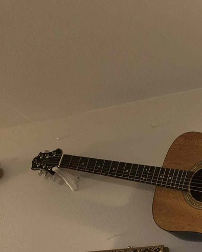 Wandhouder voor akoestische gitaar