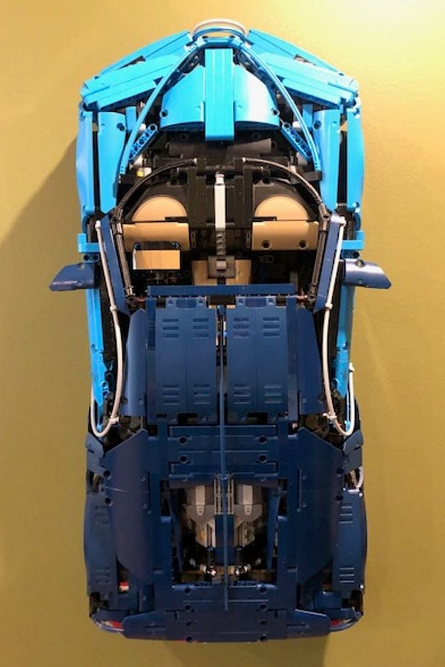 Wandhouder voor LEGO Technic Bugatti – montage met 2 schroeven