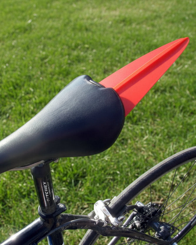 Ass Saver – zadelspatbord voor de fiets, gemonteerd op de zadelrails