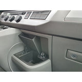 Telefoonplankje voor de VW T6.1 California – klaar voor USB-C