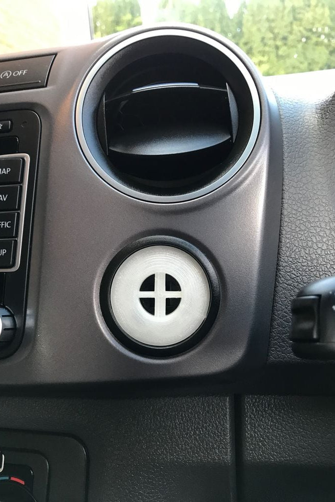 Adapter voor telefoonhouder in het ventilatierooster voor VW Amarok 2010–2016