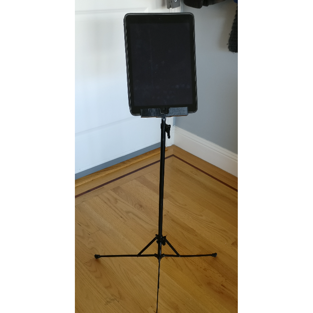 Houder voor iPad en tablet voor muziekstandaards van metaaldraad