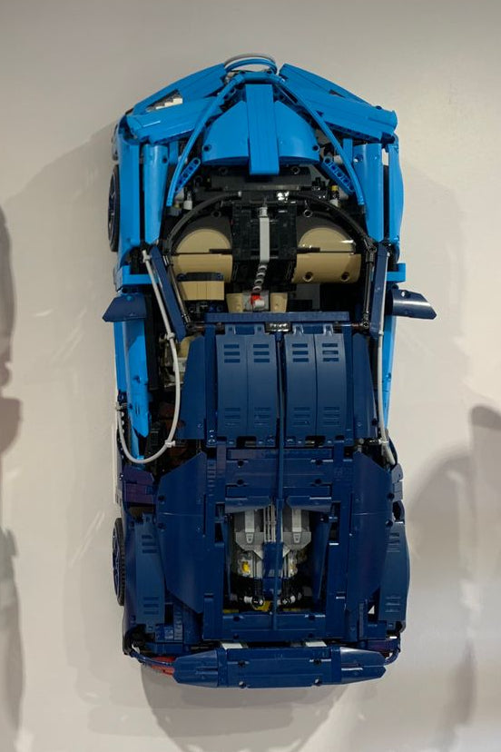 Wandhouder om de LEGO Bugatti Chiron 42083 te tonen