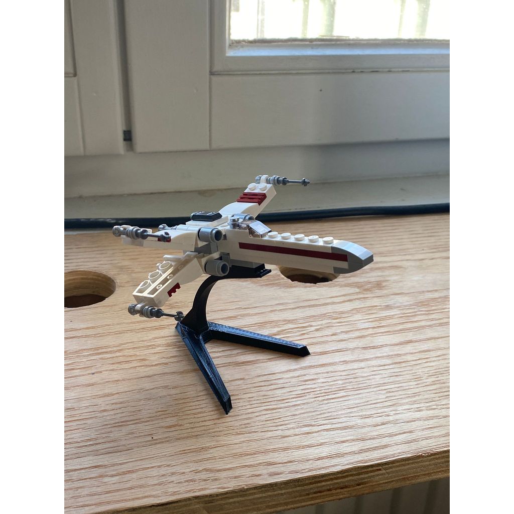 Displaystandaard voor kleine LEGO-ruimteschepen