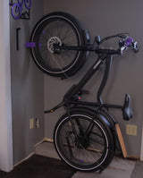 Verticale wandclip voor fatbike